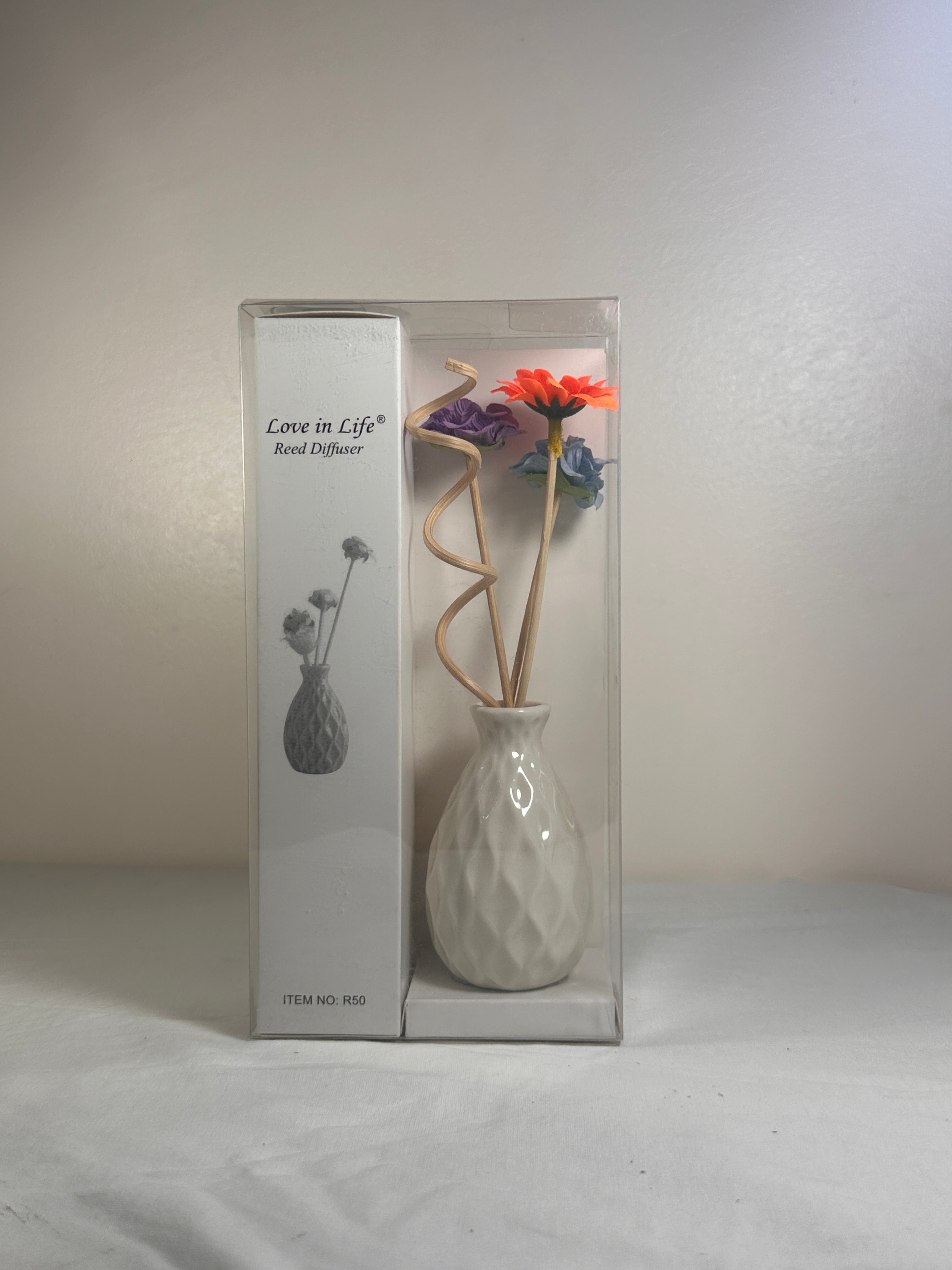 فواحة سيراميك مع زيت عطري - Reed Diffuser